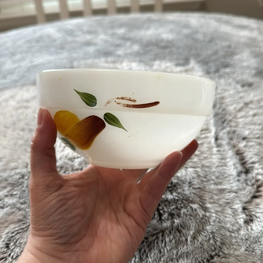 VTG Anchor Hocking Fire King Gay Fad Fruit Pattern Hand Painted White Milk Glass